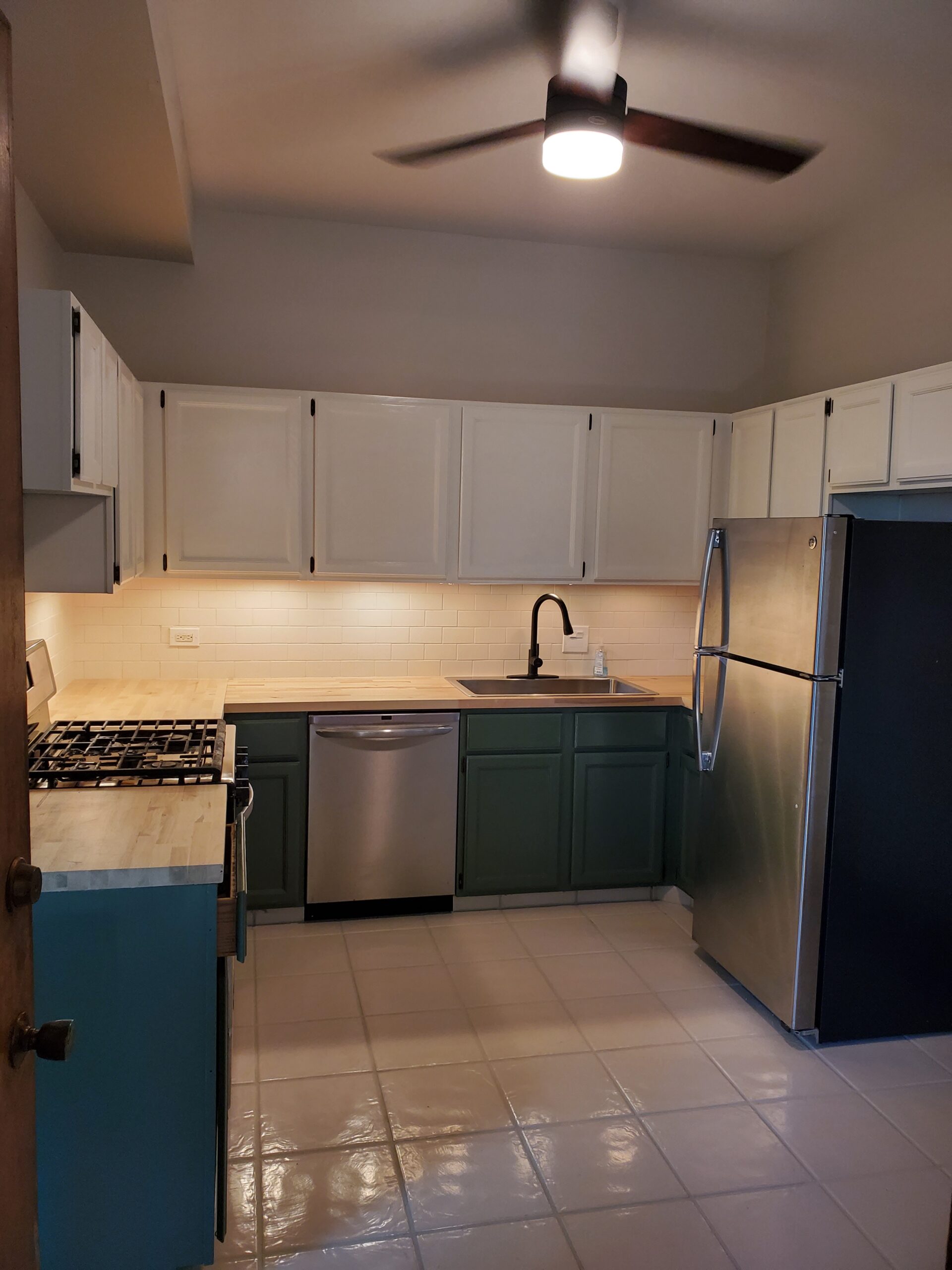 Transitional Kitchen Remodel by Get an Eric, LLC project photo